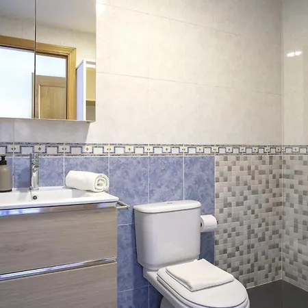 -malagasunapts-ayala33 Bus-train Station - Huelin Apartment